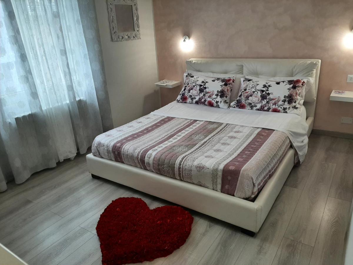 Viola Di Mare Rooms And Parking Termoli Exterior photo