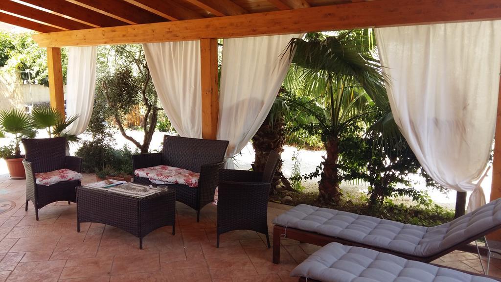 Viola Di Mare Rooms And Parking Termoli Exterior photo