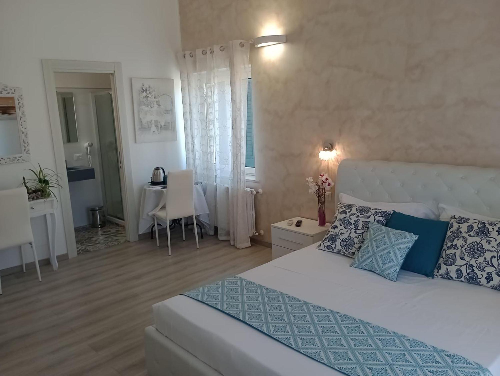 Viola Di Mare Rooms And Parking Termoli Exterior photo