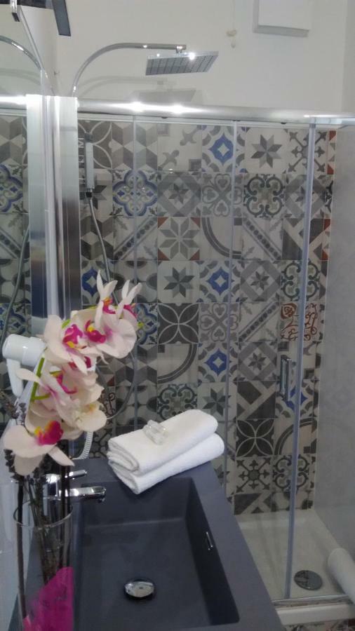 Viola Di Mare Rooms And Parking Termoli Exterior photo